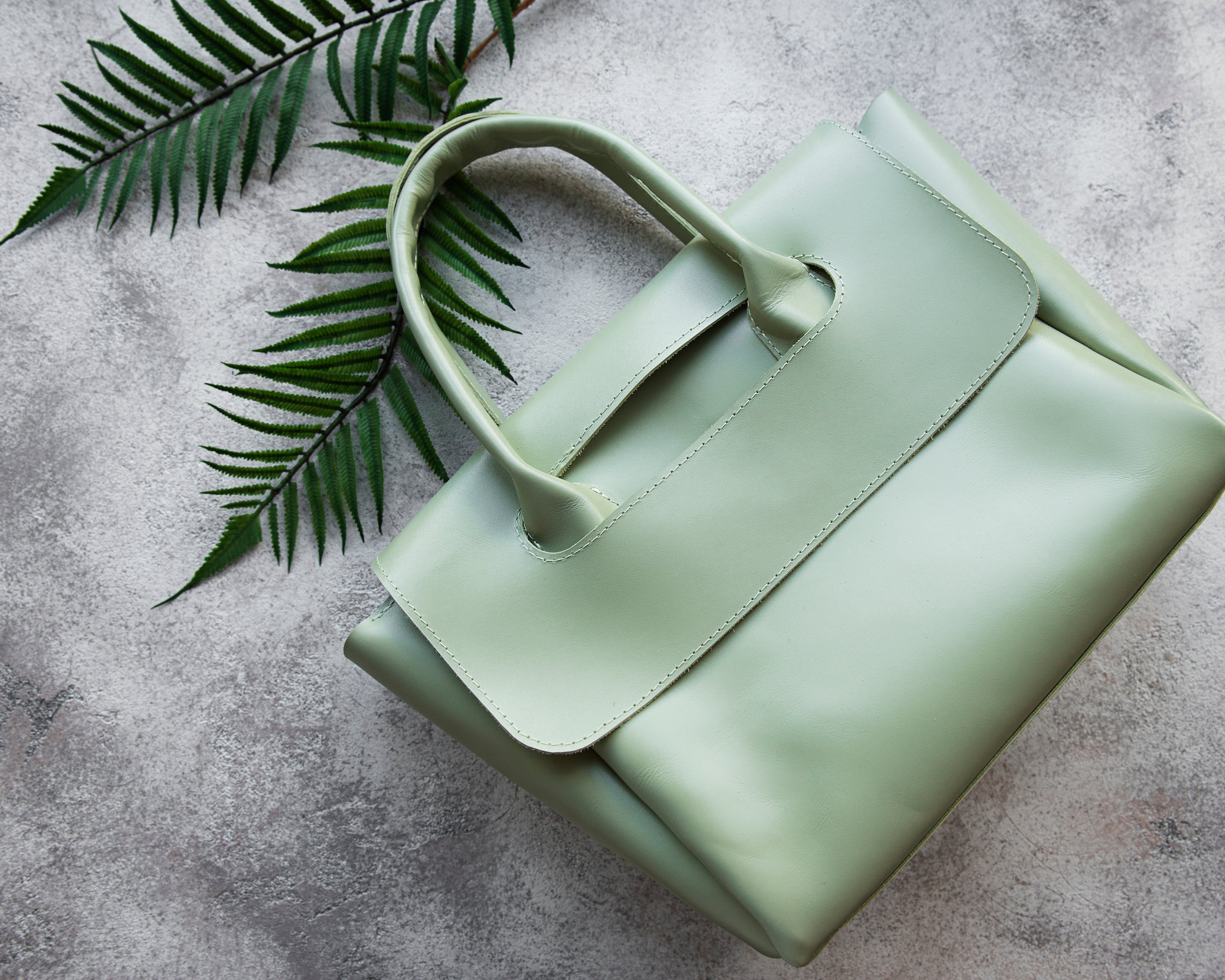 Bags & Purses