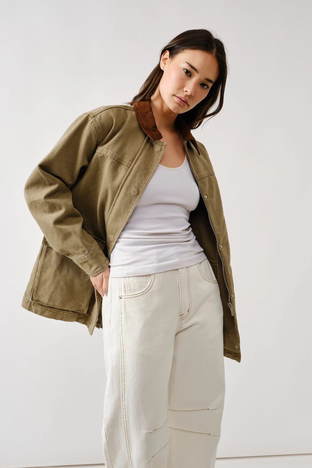 Barn Jaceket with Corduroy Collar