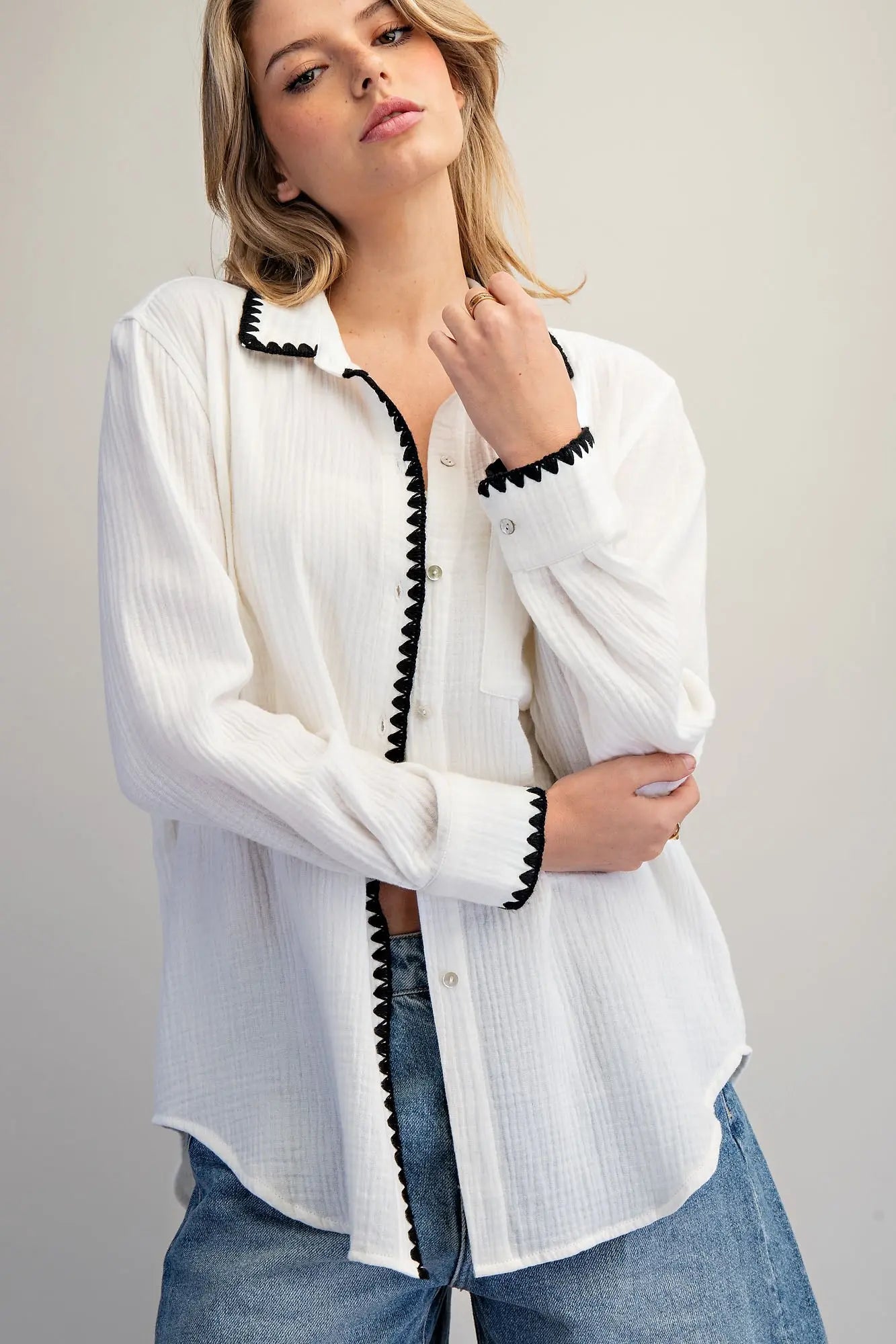 Scallop Trim Cotton Gauze Shirt