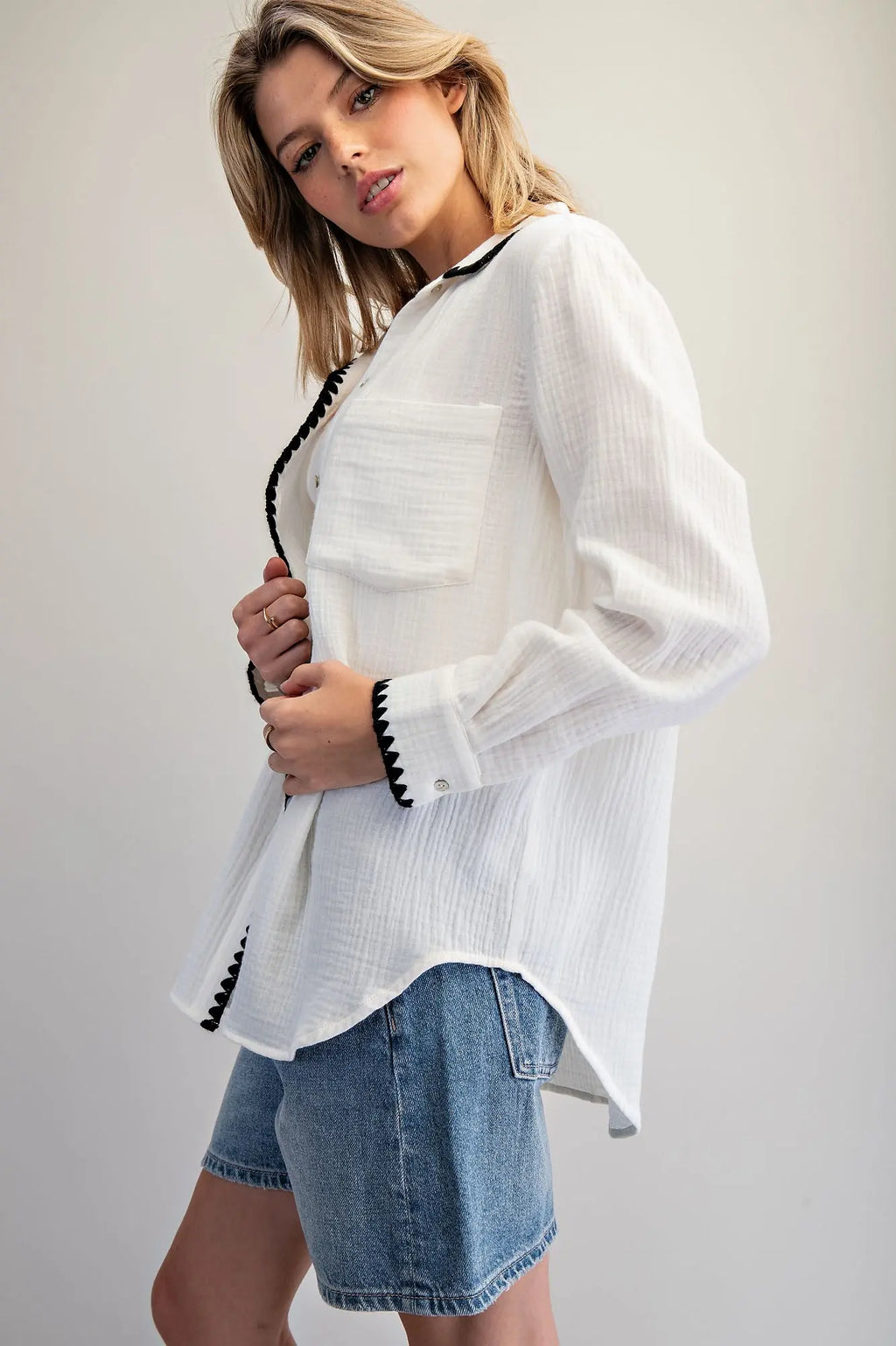 Scallop Trim Cotton Gauze Shirt