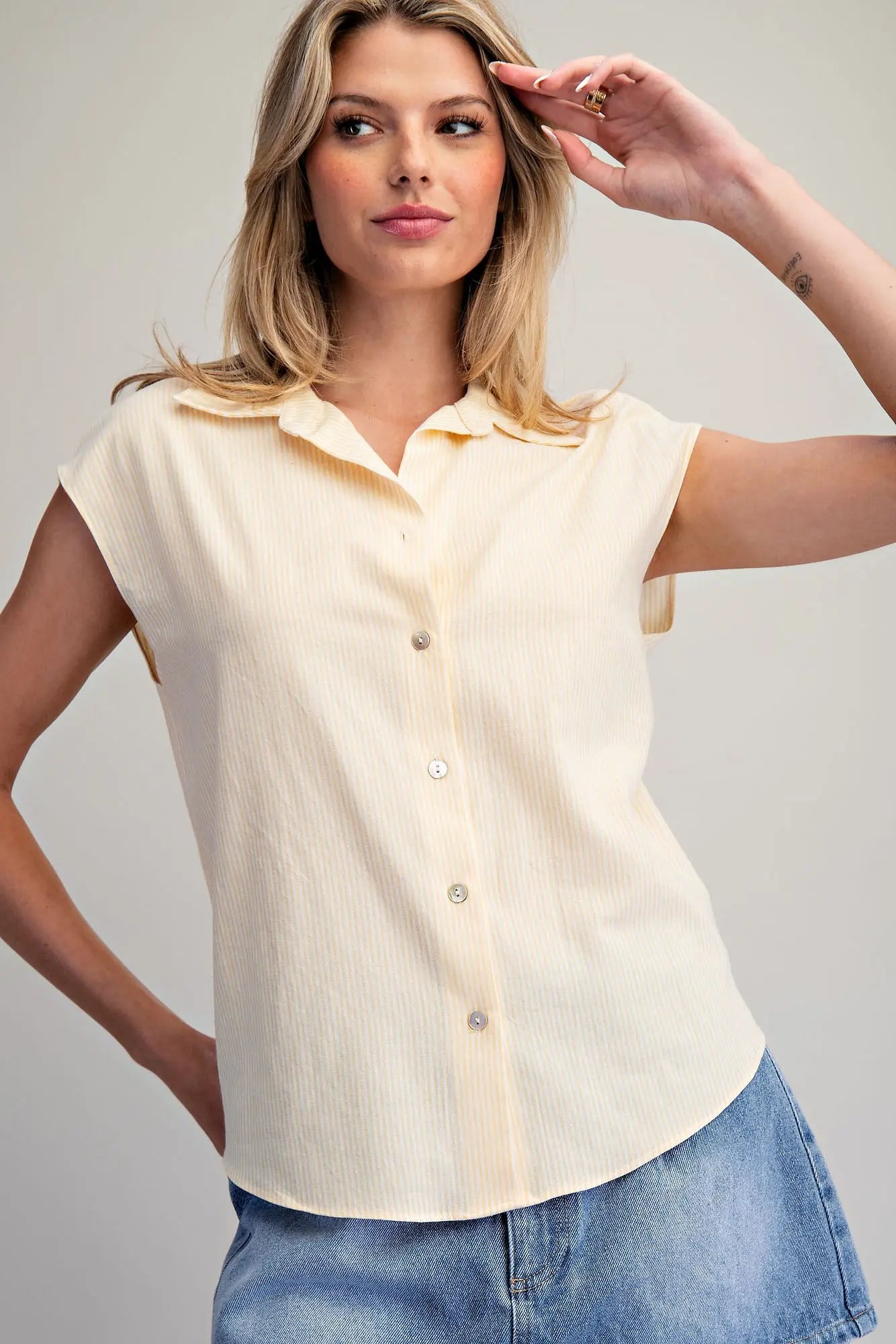 Daisy Yellow Cinched Back Top