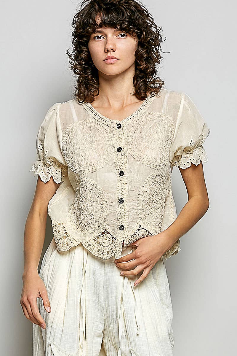 O/S Short Sleeve Button Crochet Top