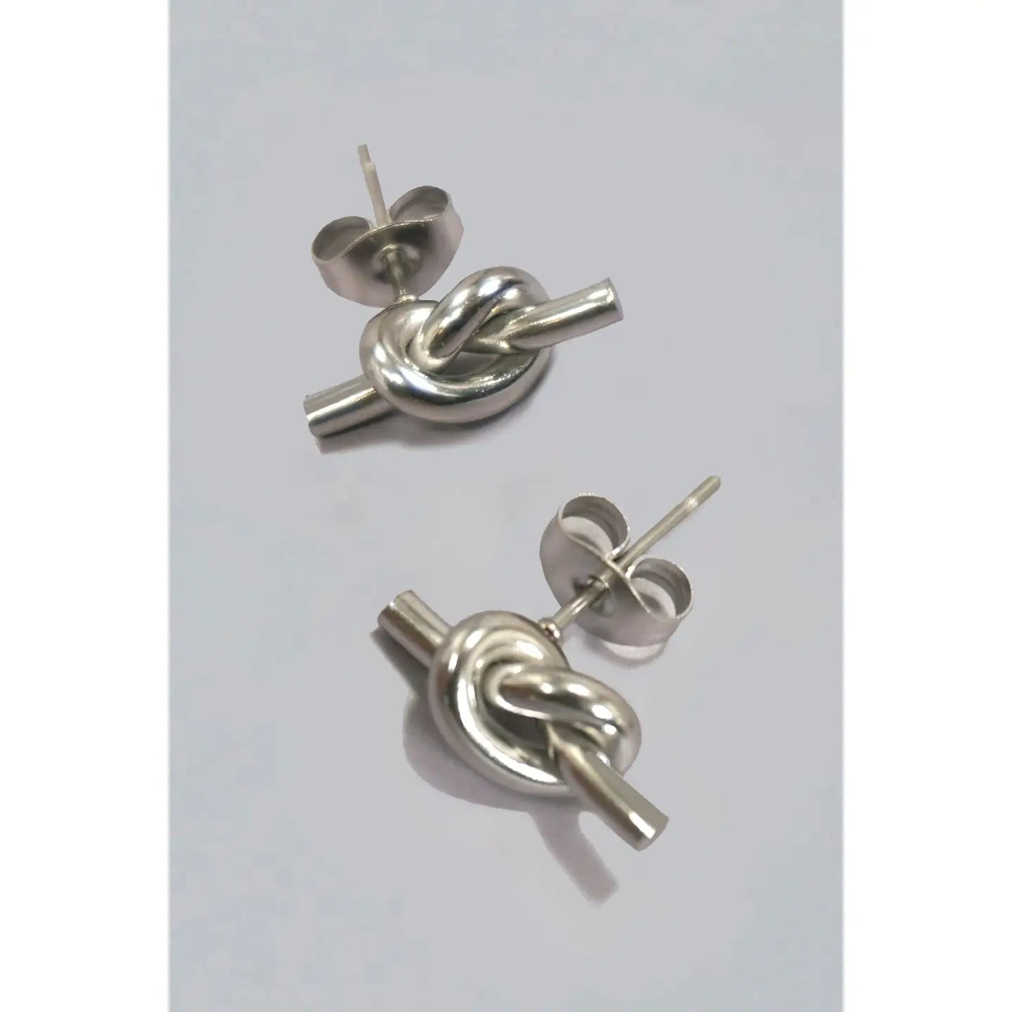 18K Stainless Steel Waterproof Tarnish Free Knot