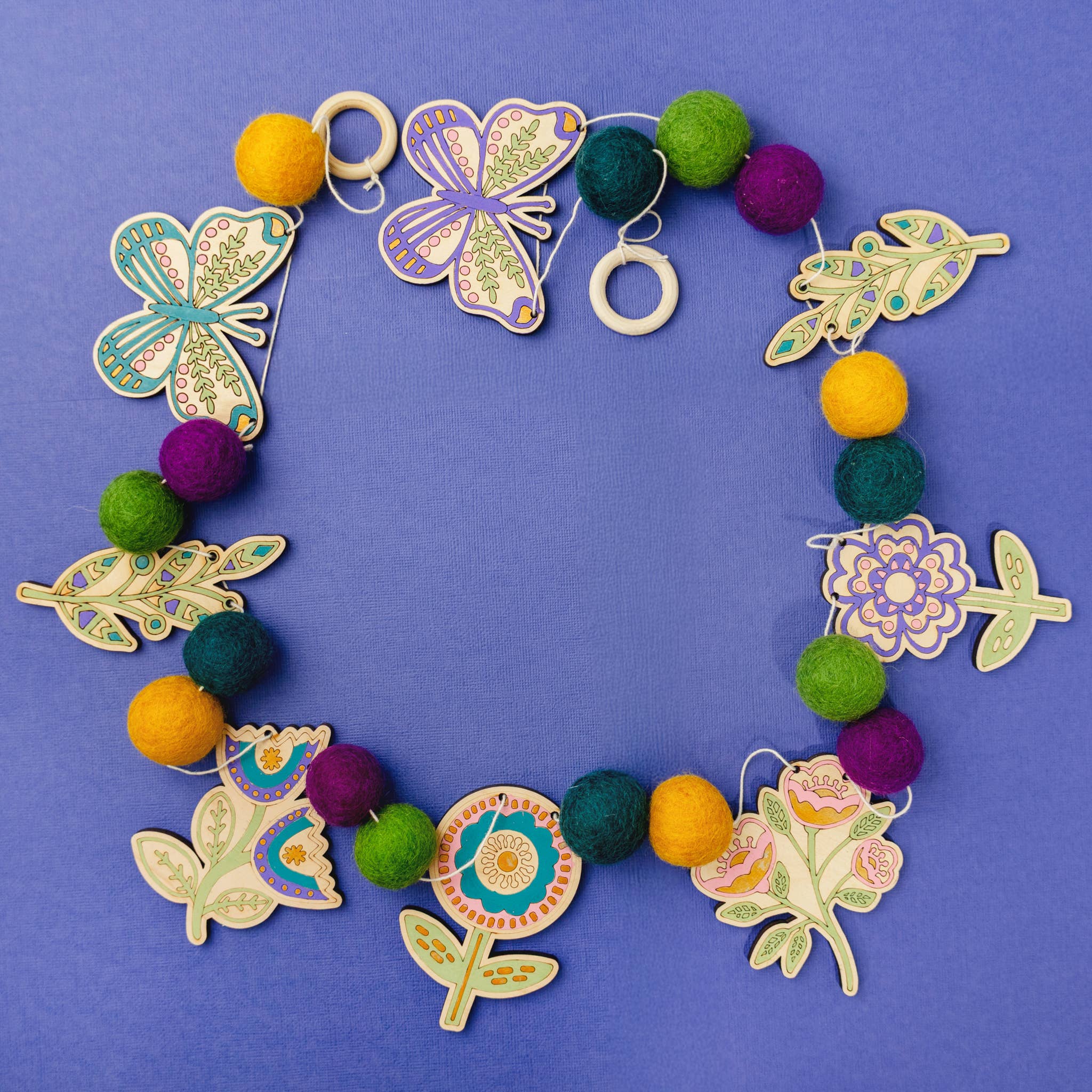 DIY Craft Kit - Folksy Flower Garland