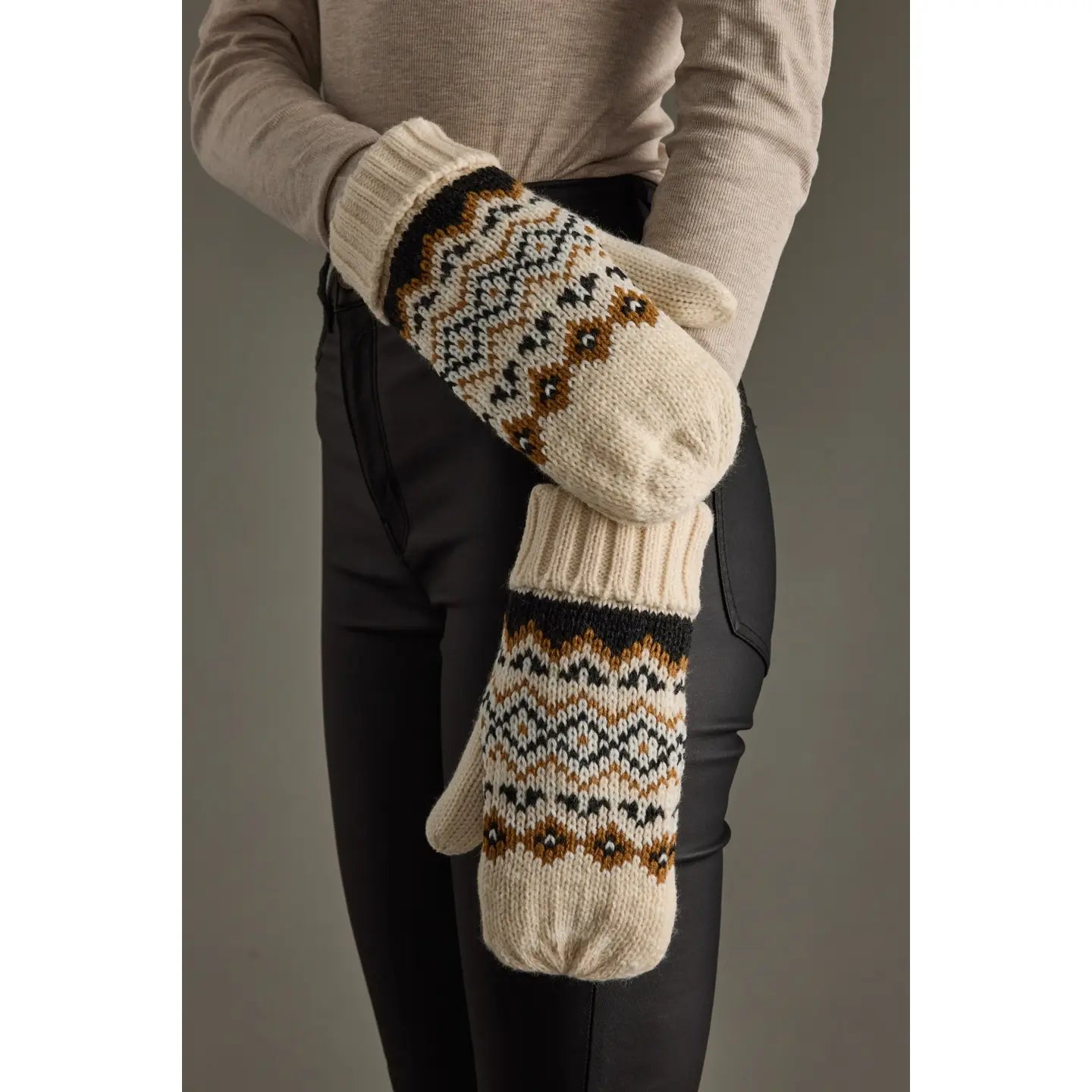 Patterned Mittens
