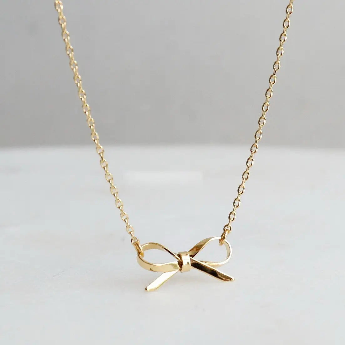 Bow Necklace