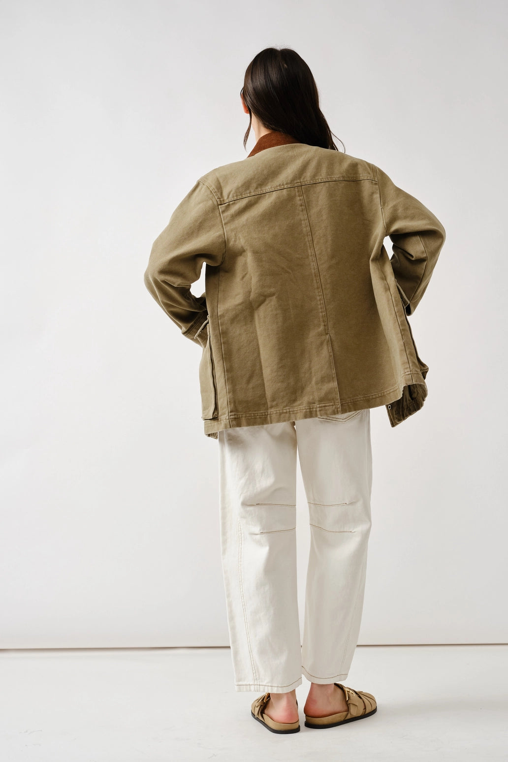 Barn Jaceket with Corduroy Collar