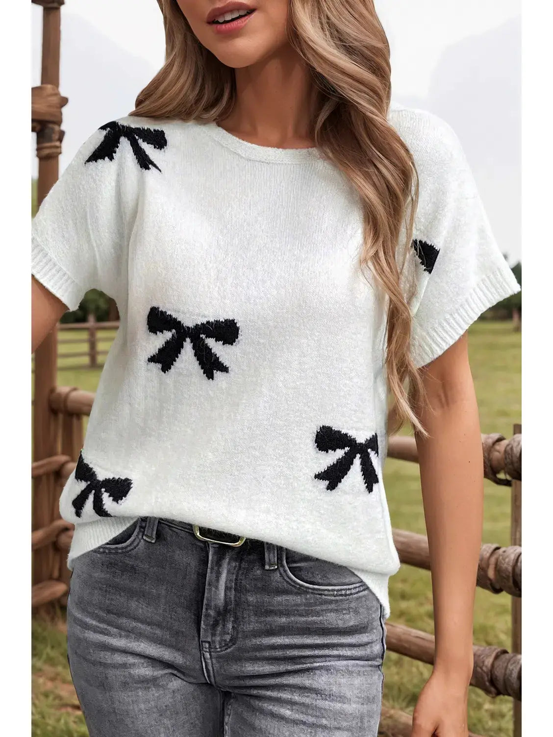 Bow Pattern Knit