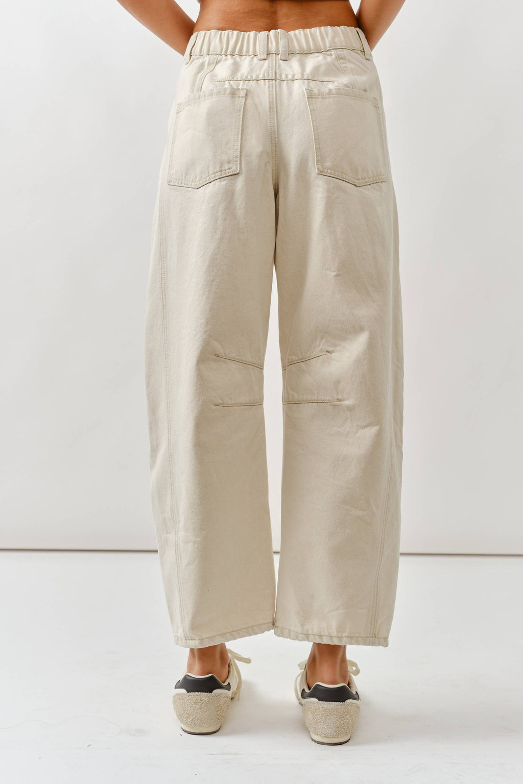 EMBROIDEREDBARREL PANTS
