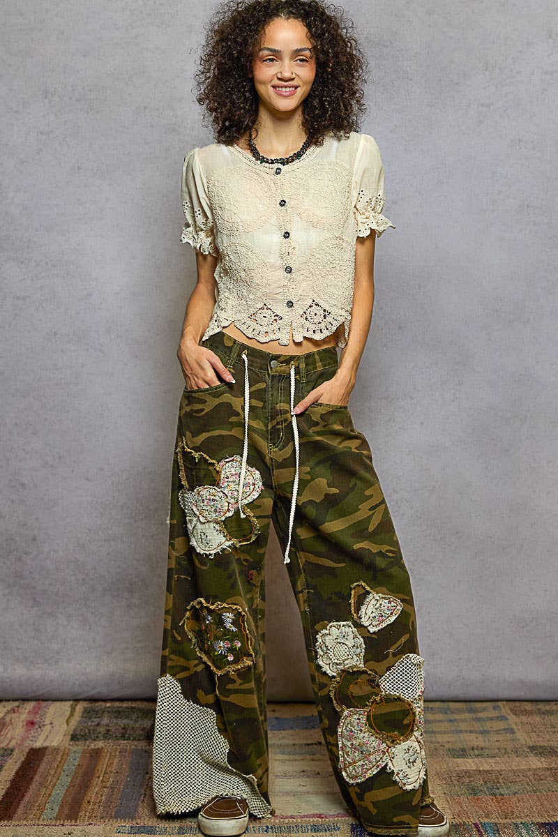 O/S Short Sleeve Button Crochet Top