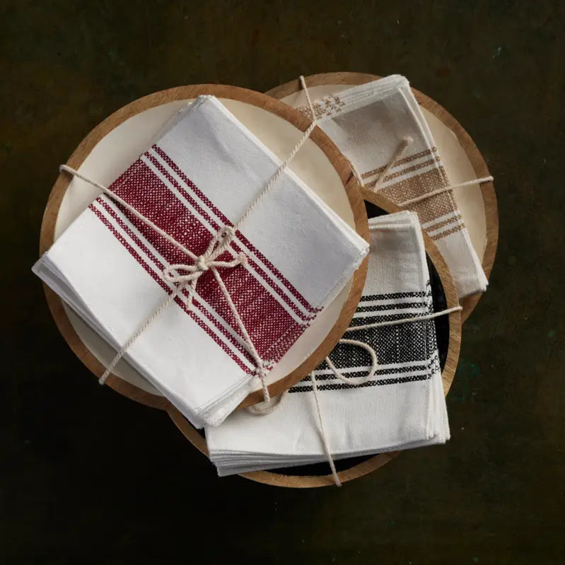 Gift Pack- Wooden Round Tray & Set of Six Tea Coasters