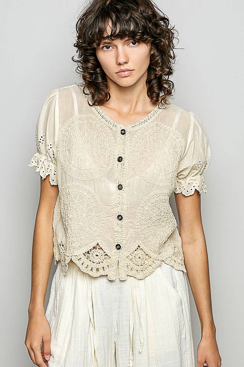 O/S Short Sleeve Button Crochet Top